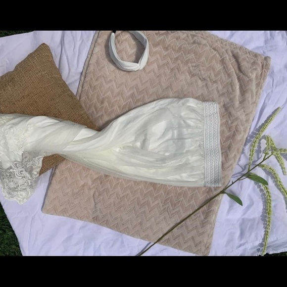 Long Lacey white skirt - Picture 2 of 4